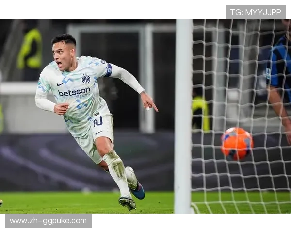 意甲俱乐部开放日：万名球迷参与家庭足球节日